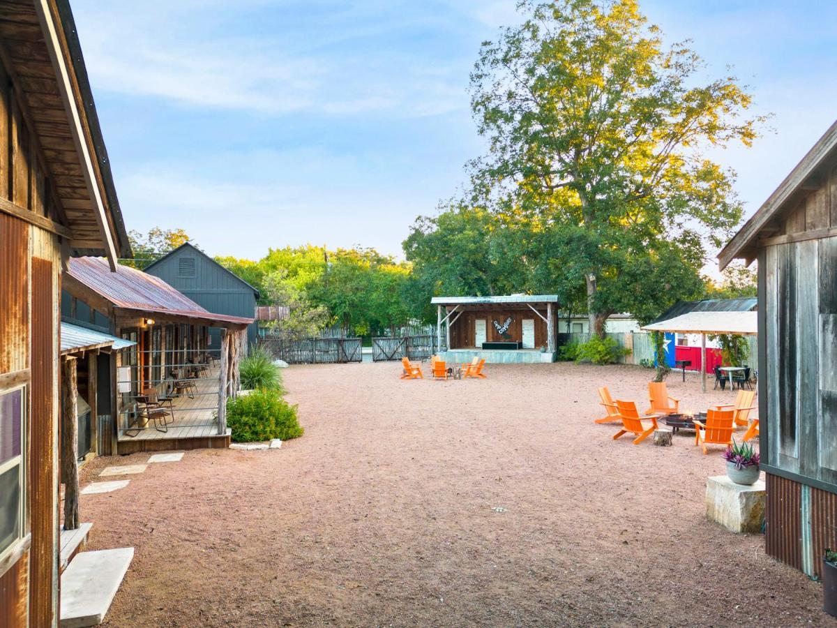Camp Comfort Exterior photo