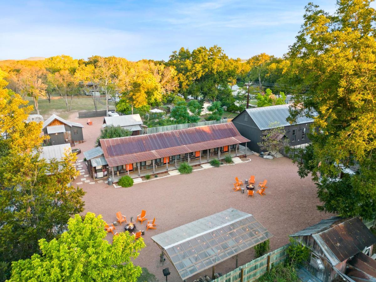 Camp Comfort Exterior photo